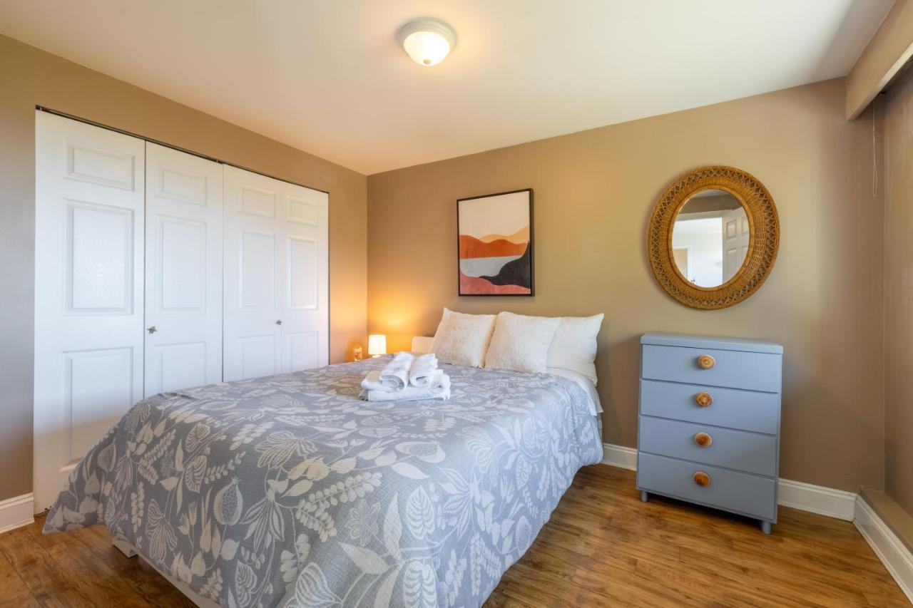 Two Bedroom With Amazing Ocean View North Vancouver Ngoại thất bức ảnh