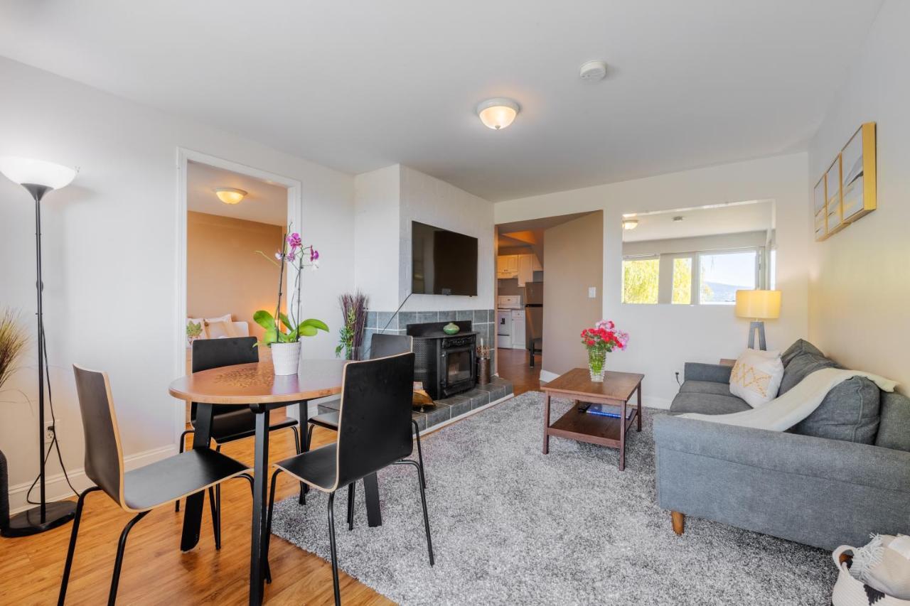 Two Bedroom With Amazing Ocean View North Vancouver Ngoại thất bức ảnh